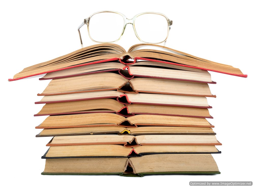 7 Books on Advertising For Legal Marketing Professionals