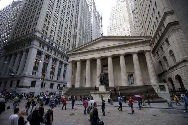 What to Know about Investment Banking